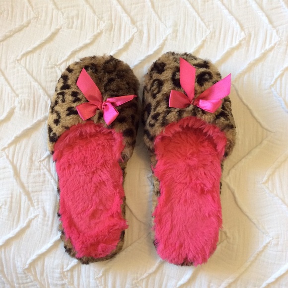 dearfoam leopard print slippers